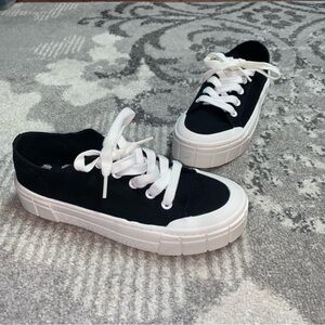 Mad Love Black Canvas White Platform Fran Sneakers